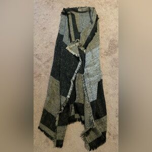 ONE SIZE FITS ALL SWEATER VEST